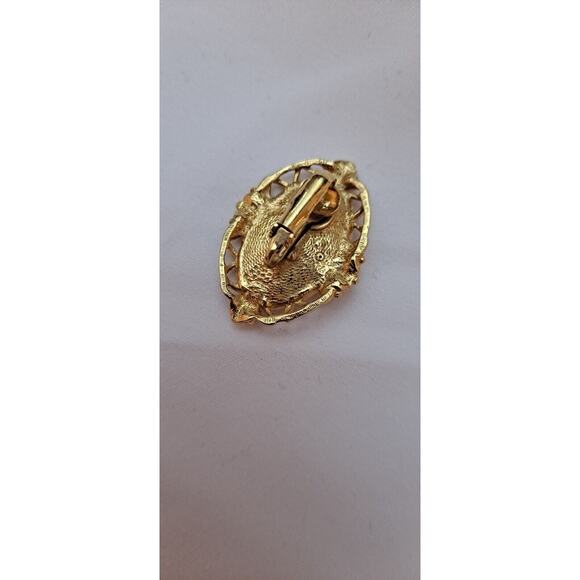 Clip-on Earrings Vintage Enamel Pink Rose Gold Tone Floral Victorian Earrings - Picture 6 of 9